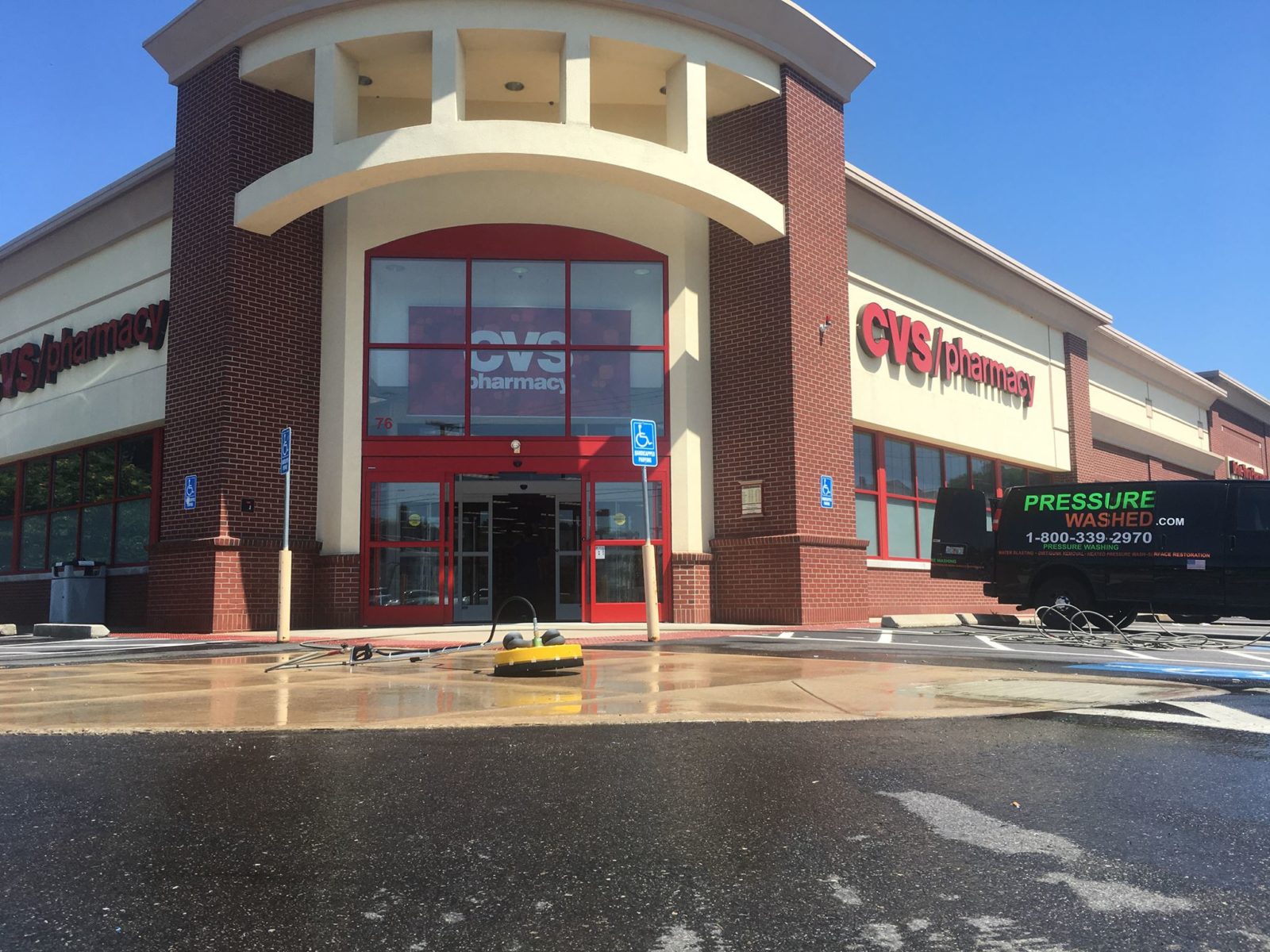 commercial-storefront-cleaning-cvs-andover