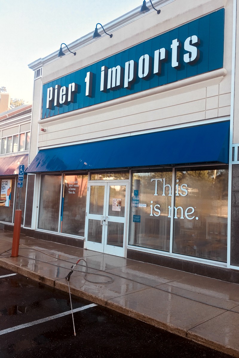peir-1-storefront-cleaning-north-andover